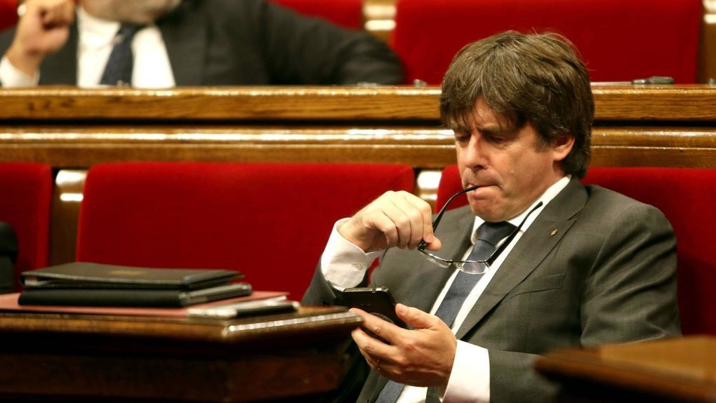 Puigdemont Parlament movil