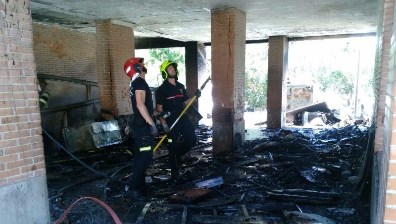 Incendioedificiobomberos