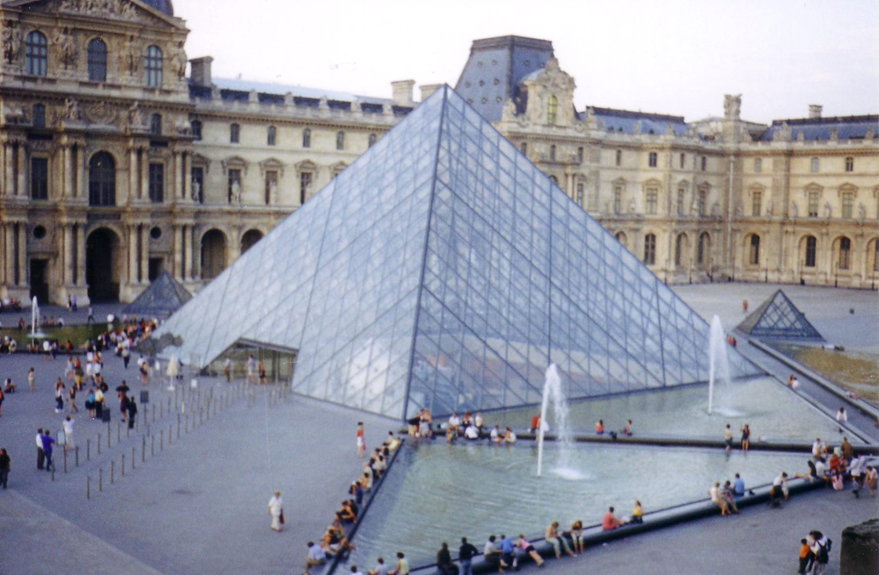 Louvre