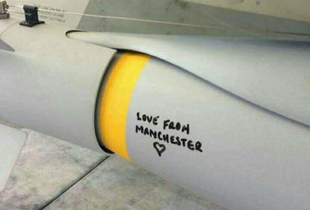 Lovemanchesterbomba