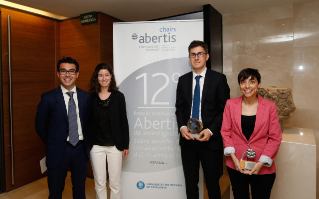 Abertis premia a jóvenes investigadores y les acerca al mundo laboral 