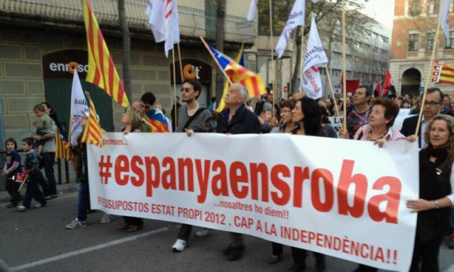 Lapancartaespananosrobaylospartidariosdelaindependenciadecataluna 2 1