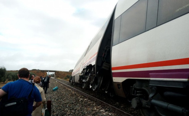 Descarrila tren malaga sevilla