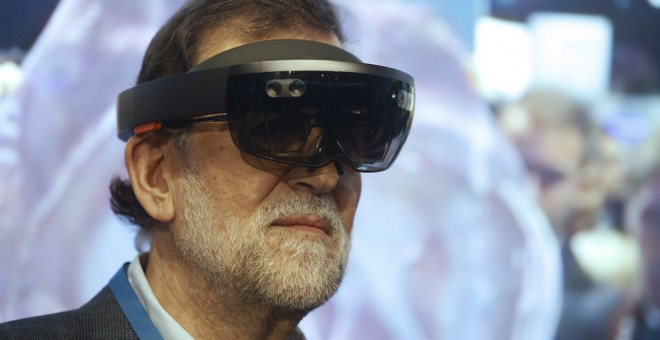 Rajoy con gafas realidad virtual
