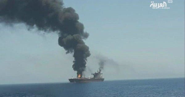 Ataques a dos petroleros en el golfo de Omu00e1n