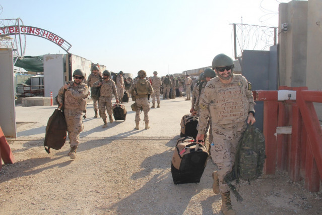 Militares españoles en su repliegue de Irak como consecuencia del Covid-19