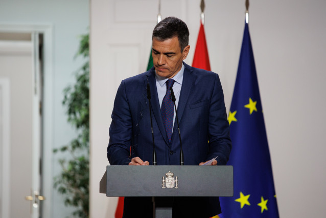 El presidente del Gobierno, Pedro Sánchez, comparece en una rueda de prensa tras una reunión, en el Complejo de la Moncloa, a 15 de abril de 2024, en Madrid (España).
