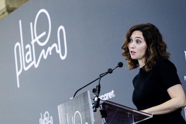 Archivo - La presidenta de la Comunidad de Madrid, Isabel Díaz Ayuso, interviene durante la presentación de la XI Edición de los Premios Platino.