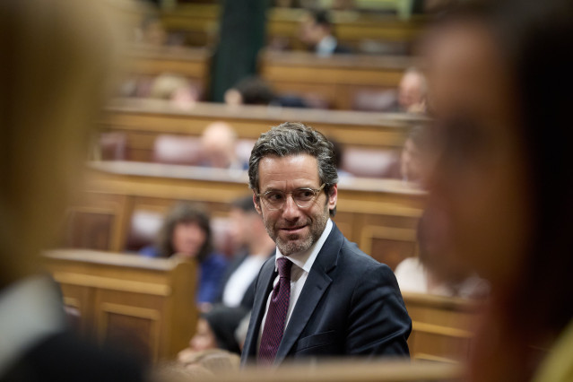 El portavoz del Partido Popular, Borja Sémper, durante una sesión plenaria en el Congreso de los Diputados, a 9 de abril de 2024, en Madrid (España)