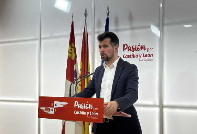 Archivo - El secretario general del PSOE de Castilla y León, Luis Tudanca
