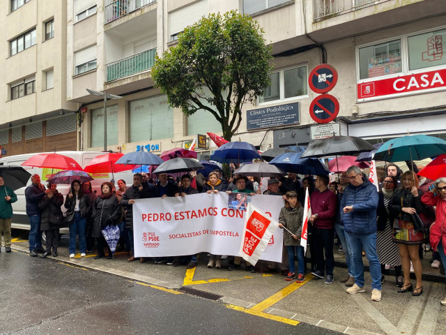 Concentración de los socialistas gallegos en Santiago