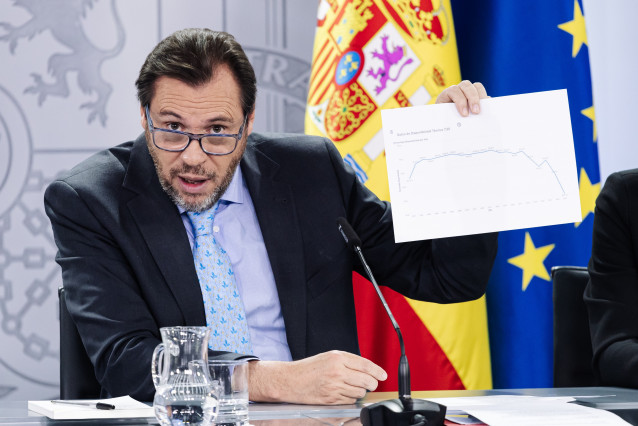 El ministro de Transportes y Movilidad Sostenible, Óscar Puente, durante una rueda de prensa posterior a la reunión del Consejo de Ministros, a 7 de mayo de 2024, en Madrid (España).