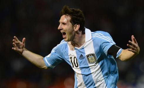 Messi salva a Argentina con un golazo en el último minuto
