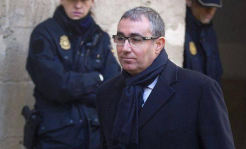 Torres se querellará contra Tejeiro por sus acusaciones y vuelve a involucrar a la Infanta