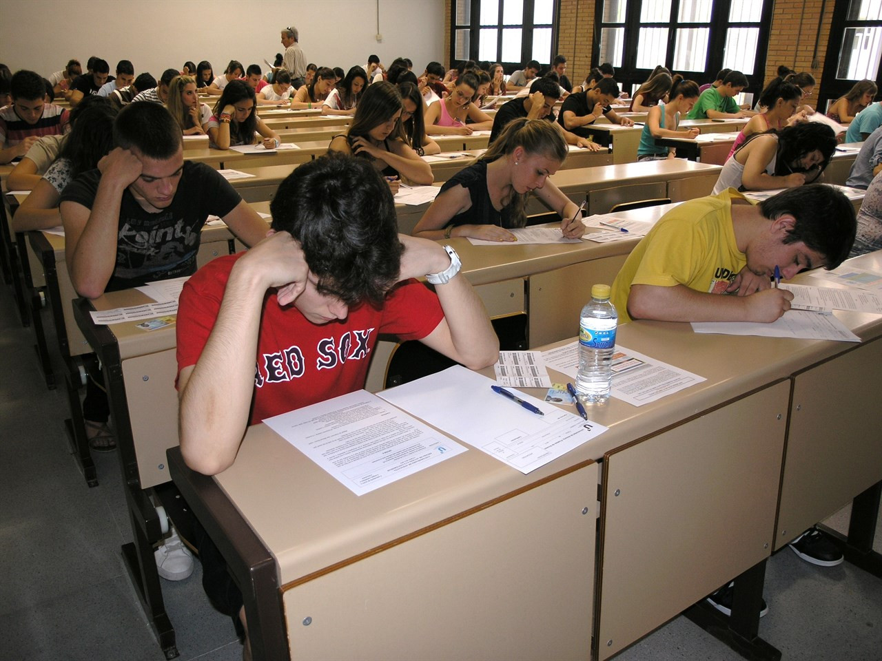 Becas