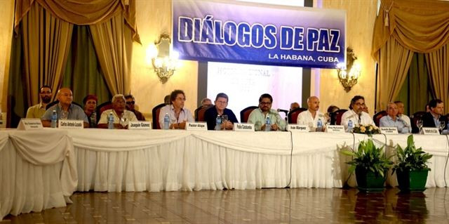 Dialogos paz