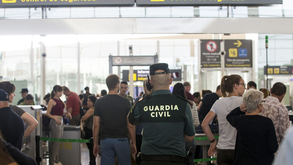 Guardiacivilaeropuertobarcelona 2