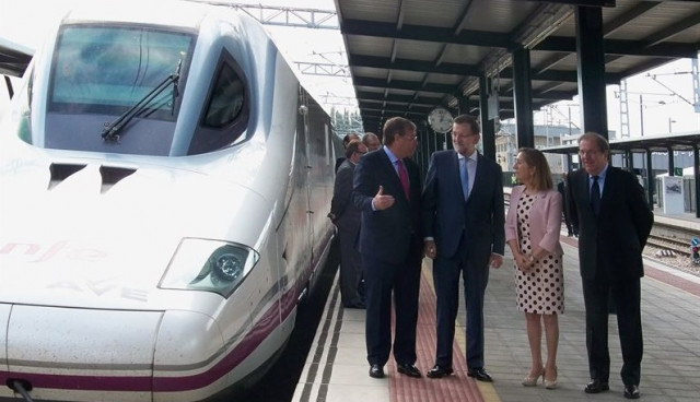 Mariano Rajoy durante la inauguración del AVE Palencia - León