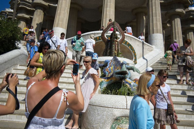 Turistas en el Parc Güell