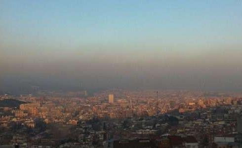 Activado el protocolo de contaminación atmosférica en 40 municipios de Barcelona