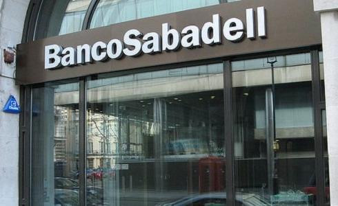 Los bancos han reducido sus plantillas en 6.753 puestos de trabajo en el primer semestre