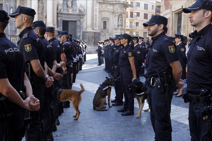 Policia nacional escoltas