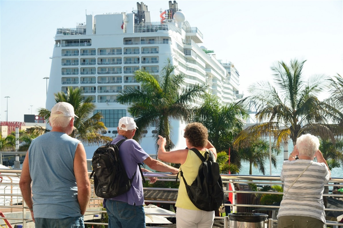 Crucero turistas