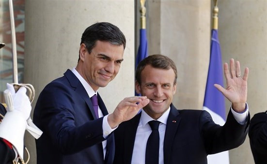 Sanchez macron paris 230618 ep   copia
