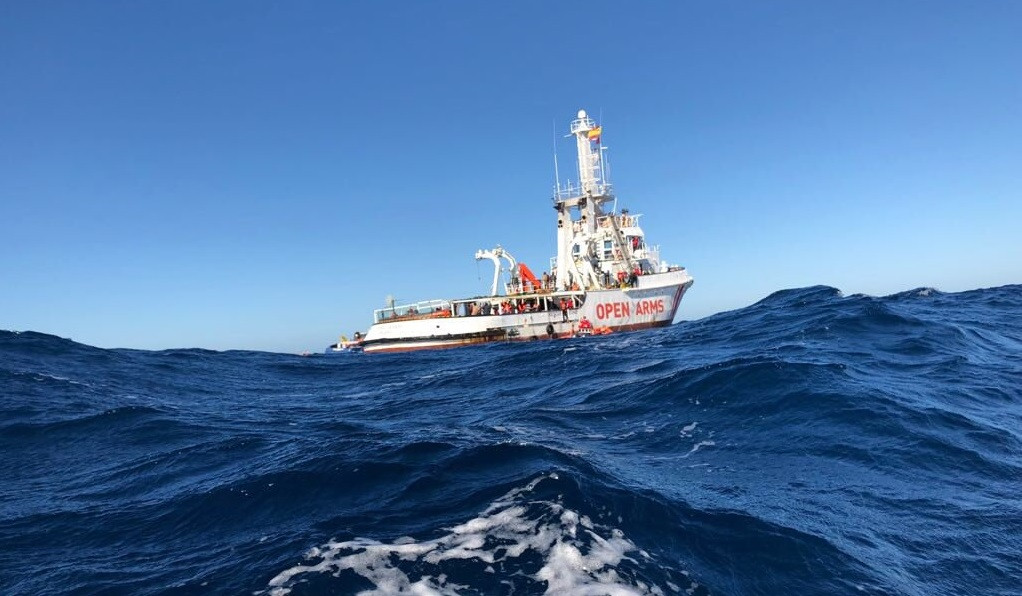 Barco Proactiva Open Arms