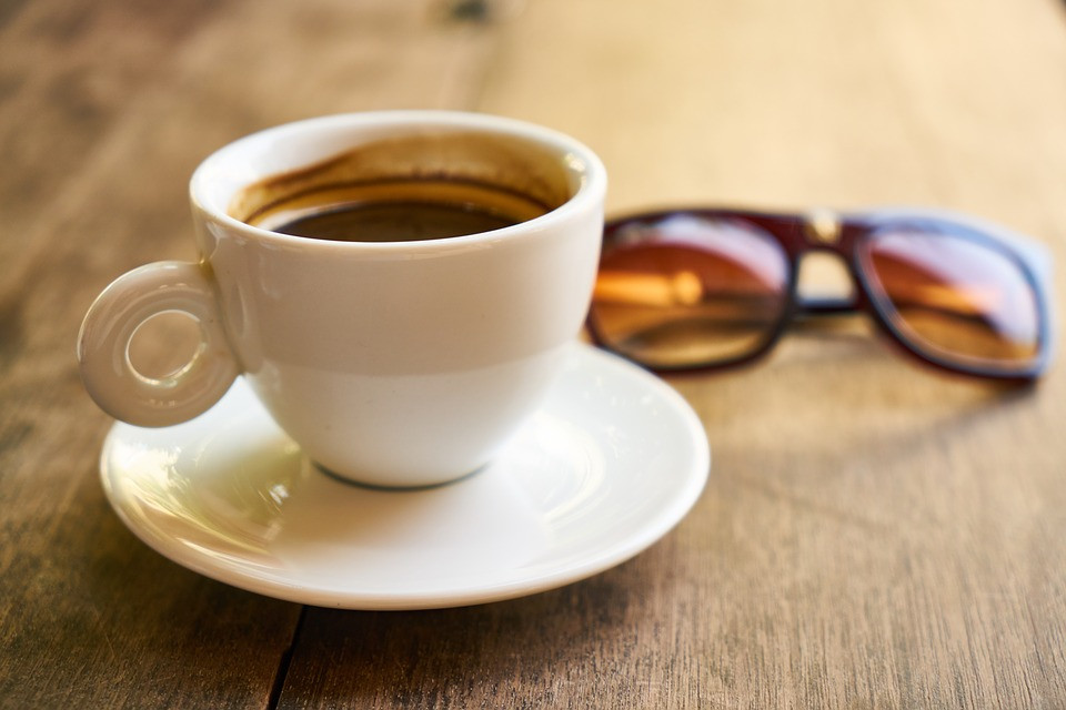Los beneficios de una taza de café