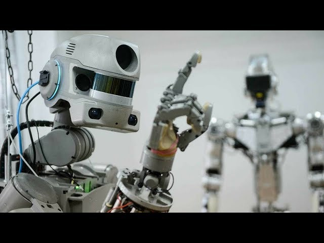 FEDOR Russian Humanoid Robot [720p]