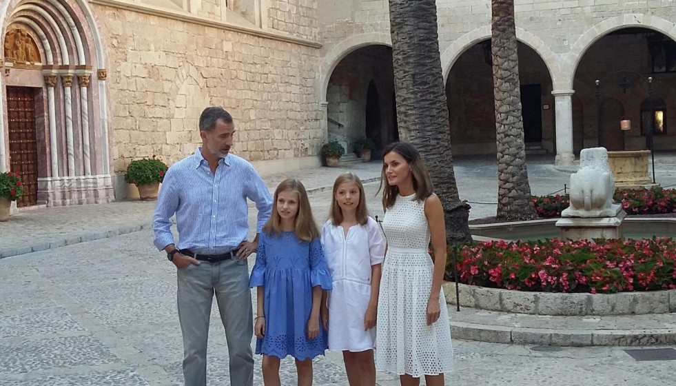 Familia Real en el Palacio de La Almudaina