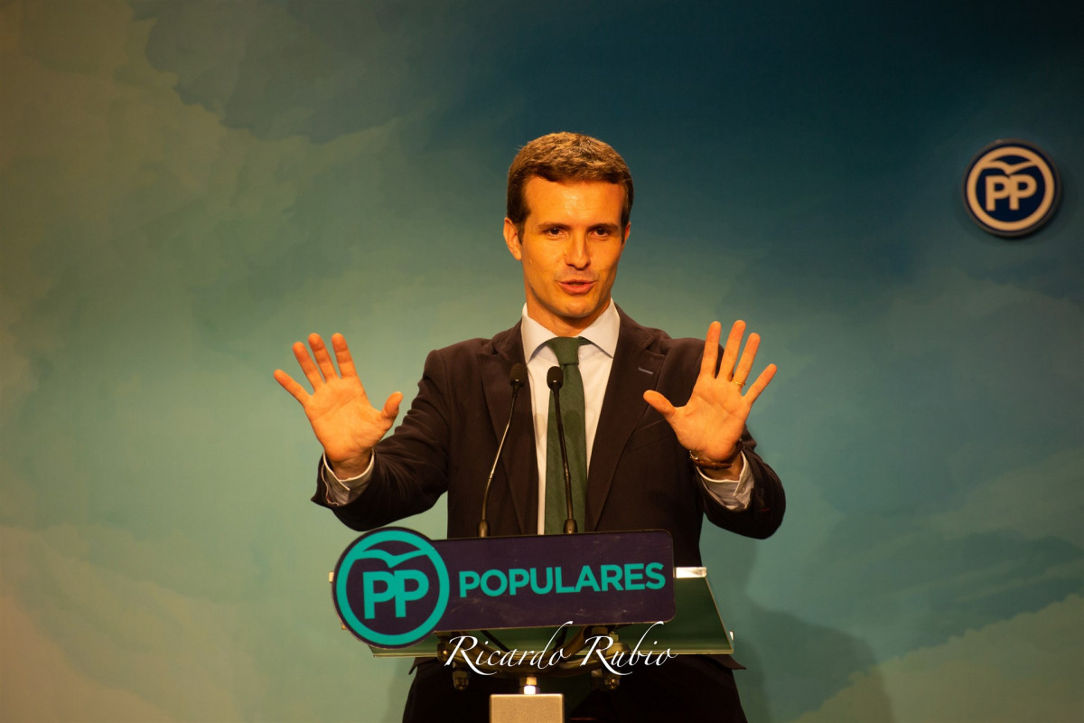 Pablo Casado niega que el mu00e1ster fuera un regalo