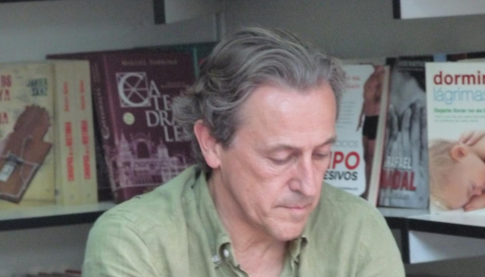 2736px Hermann Tertsch, Feria del Libro 2015, Madrid