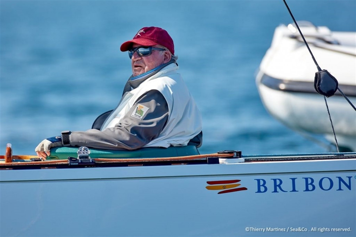El rey Juan Carlos en el Europeo de vela de barcos clu00e1sicos