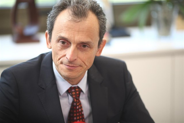 El ministro de Ciencia, Pedro Duque