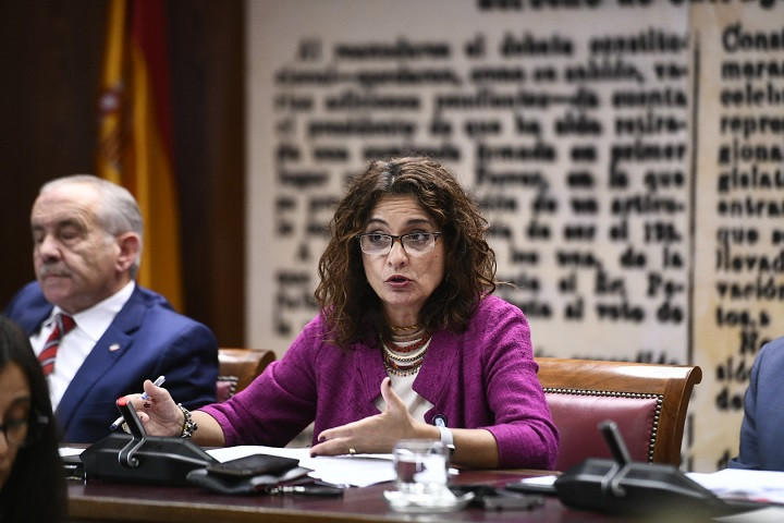 La ministra de Hacienda, Maru00eda Jesu00fas Montero, comparece en el Senado. Oscar del Pozo