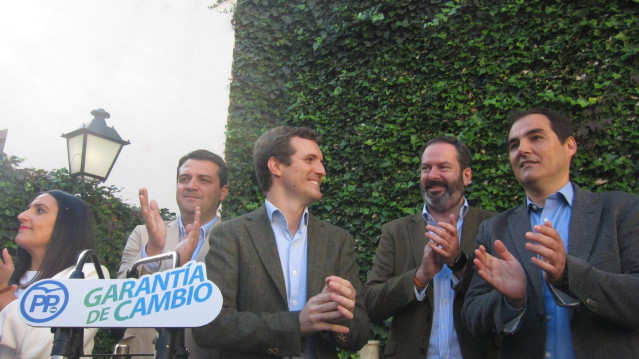 Pablo Casado con José Antonio Nieto, Adolfo Molina, José Mª Bellido y Bea Jurado