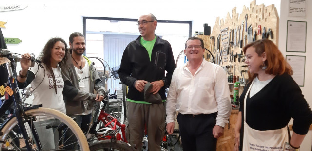 Adelante andalucía tienda bicicletas movilidad sostenible
