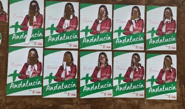 Carteles del PSOE con el rostro de Susana Díaz 