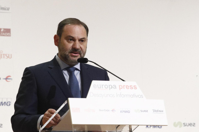 José Luis Ábalos interviene en los Desayunos Informativos de Europa Press en Mad