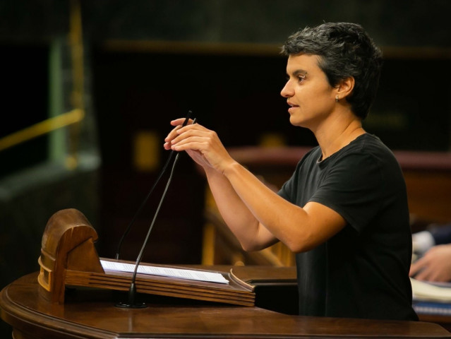 La portavoz de En Comú, Lucía Martín, en el Pleno del Congreso