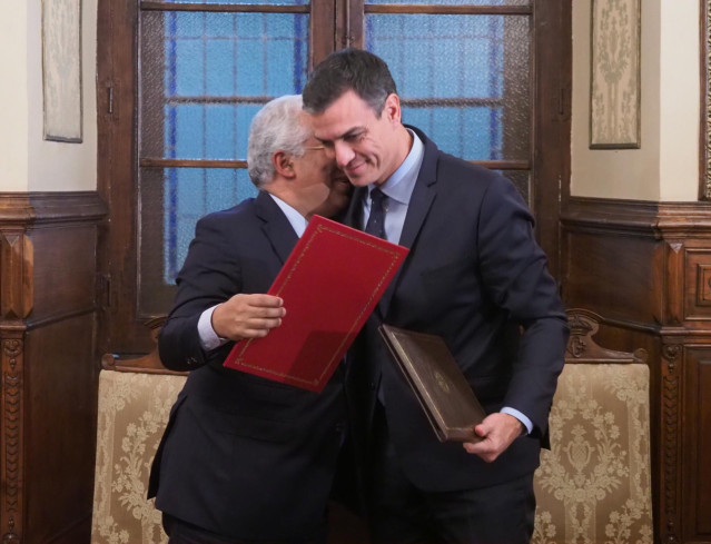 Pedro Sánchez y el primer ministro de Portugal, António Costa, presiden la Cumbr
