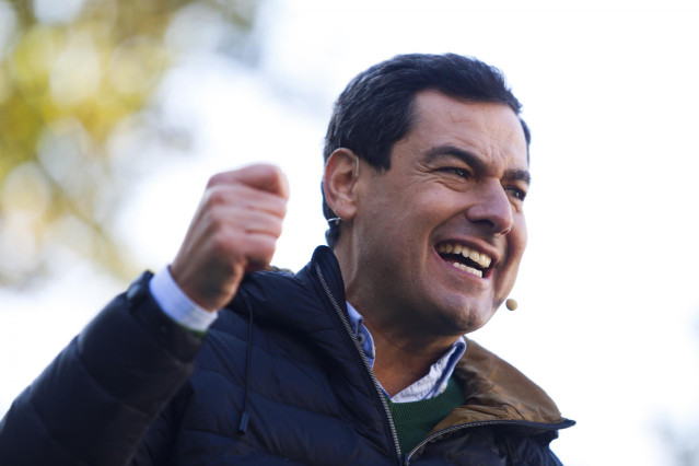 En Granada, el presidente del PP-A y candidato a la Presidencia de la Junta, Ju