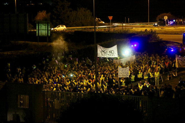 Concentración de taxistas en Sevilla