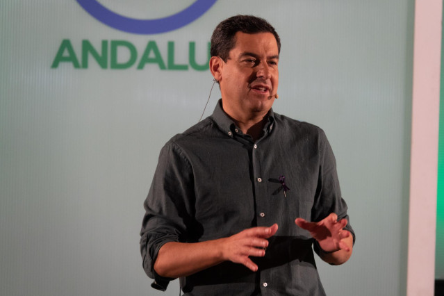 En Torremolinos, el presidente del PP-A, Juanma Moreno