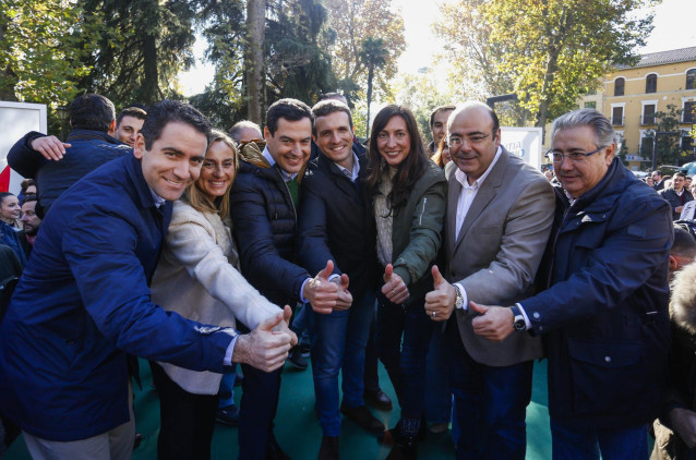 En Granada, el presidente del PP-A y candidato a la Presidencia de la Junta, Ju