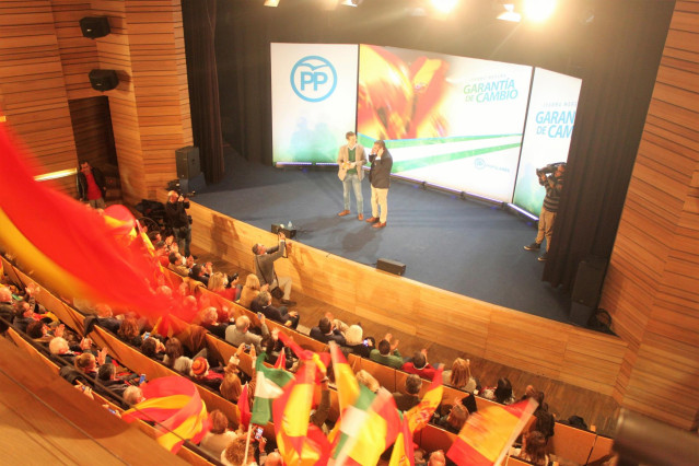 Pablo Casado en un acto en Vejer