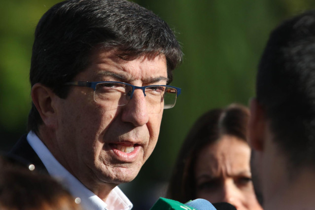 En Sevilla, el candidato de Ciudadanos (Cs) a la Presidencia de la Junta, Juan