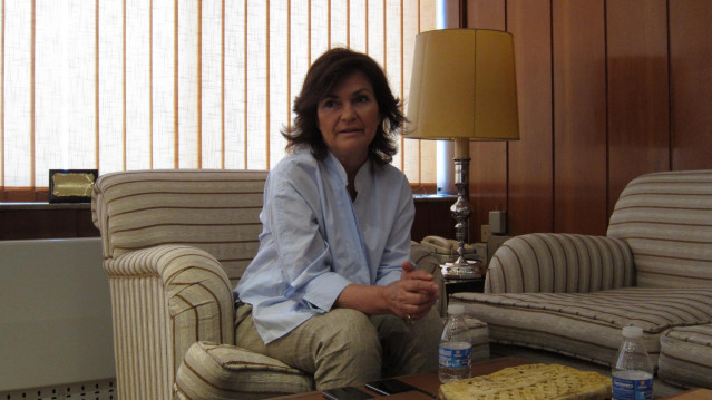 Carmen Calvo en una visita a la Subdelegación del Gobierno en Córdoba